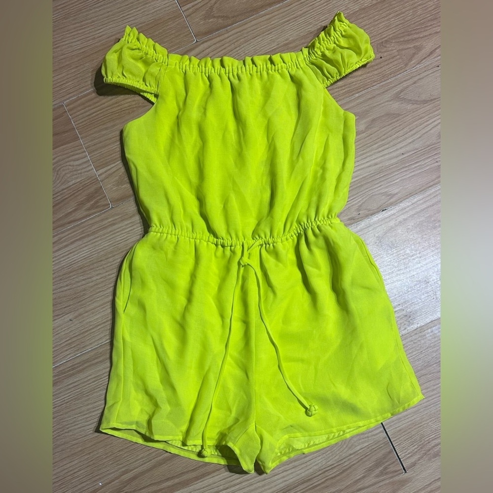 3/20 Bright lime green short romper ladies xs-s
